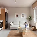 Lejlighed 2br Flat W Modern Touches