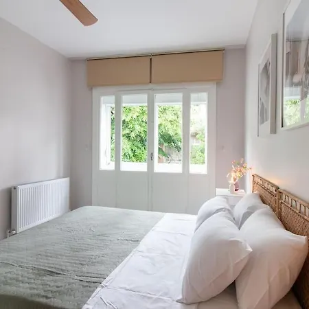 Appartamento 2br Flat W Modern Touches Adalar