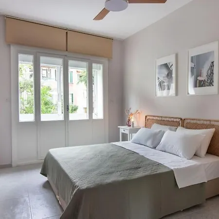 2br Flat W Modern Touches